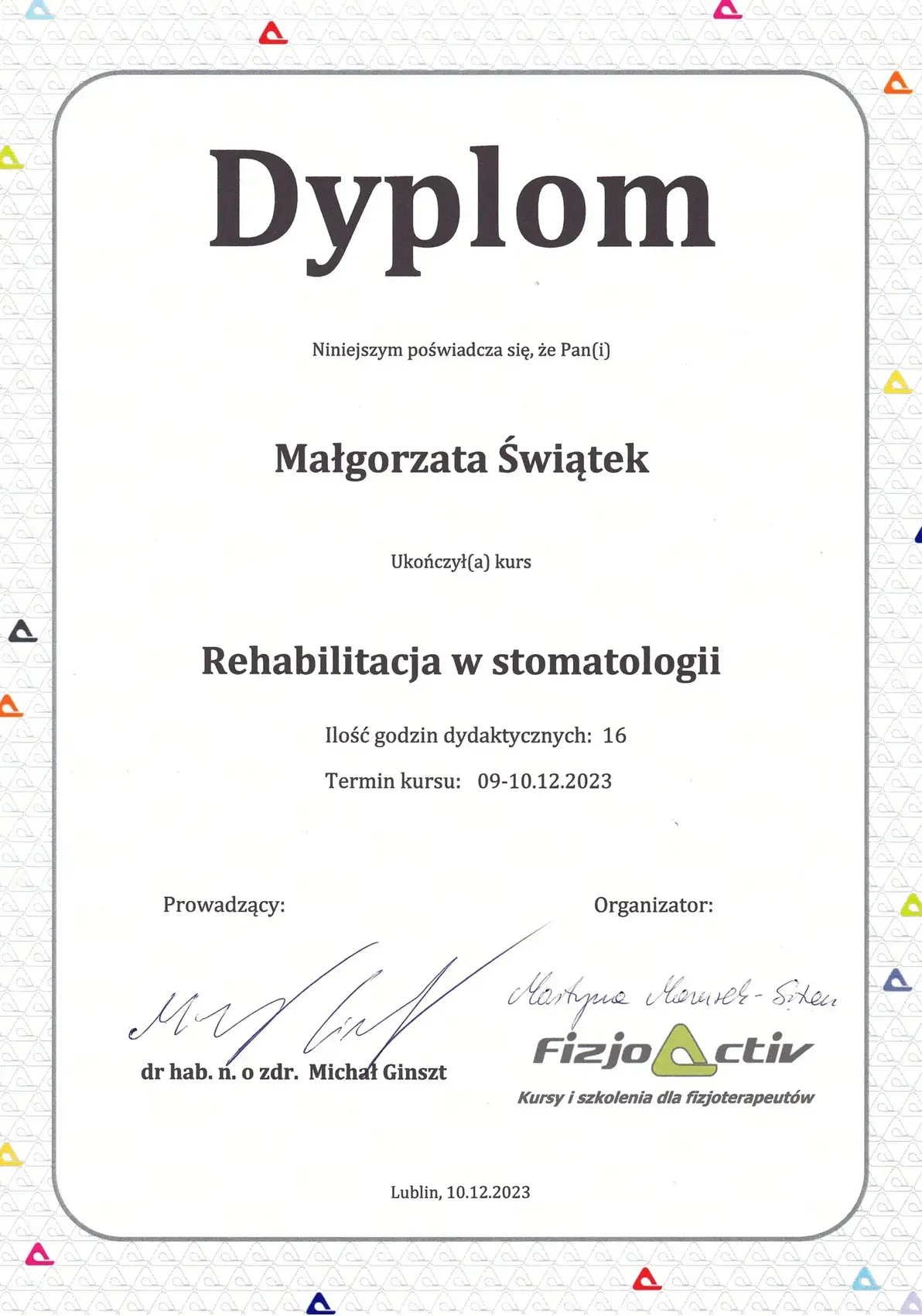 Dyplom lub certyfikat 12