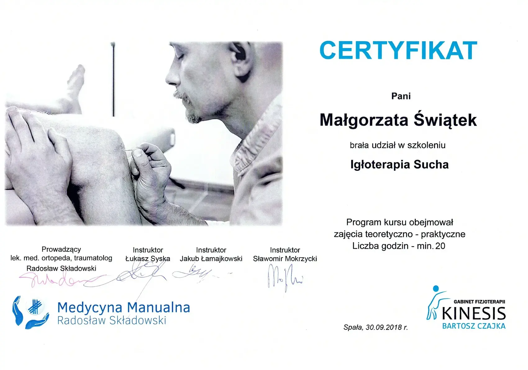 Dyplom lub certyfikat 8